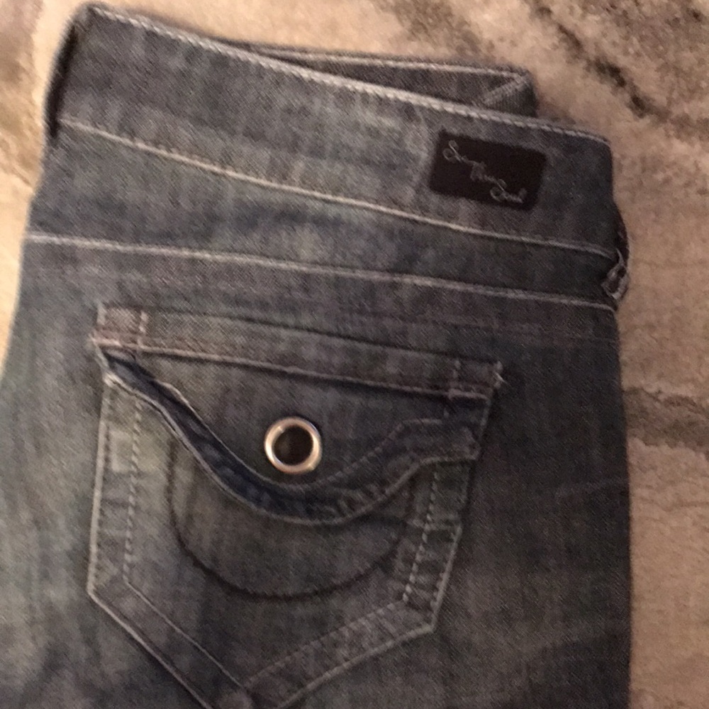 Jeans - Picture 2 of 5